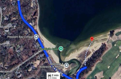 Great location with Water Views - Foto 27