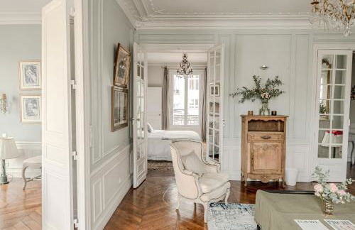 AC 3bds Apt with arc de triomphe view & terrace - Foto 6