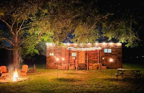 Cabin 2 - steps from the river! - Foto 24