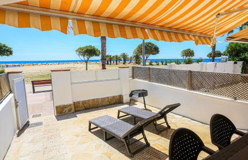 LITORAL COSTA DORADA - VILLA LAURA Only families - Photo 3