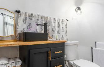 Flight of Fancy Vintage Airstream Rental - Foto 19