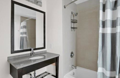 14th St 1BR w Gym WD Lounge nr Metro WDC-400 - Photo 12