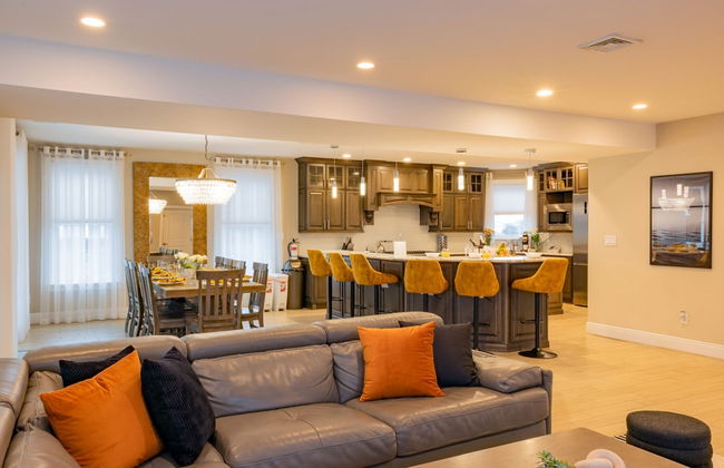 Spacious 6BR Beach Home With Elevator Decks - Ideal for Family Holidays Winter Escapes - Foto 27