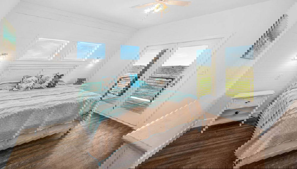 Shore Beats Work - Elevator - Foto 1, Habitación