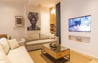 Omega Suites 31 - Photo 1