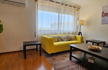 Modern 3 Bed Flat - Beaches, Expo & City Fun - Your Gateway to Lisbon - Foto 3