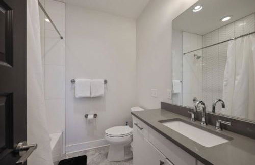 Blue Horizon - Hot Tub - Dual Rooftop Balconies - Foto 40