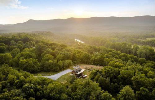 Riverside Rose Cabin: Luxe*LogCabin*MtnView*Sleeps12*Secluded*Shenandoah - Foto 6