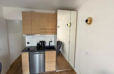 Appartement cosy à Paris en métro -balcon & wifi - Foto 2