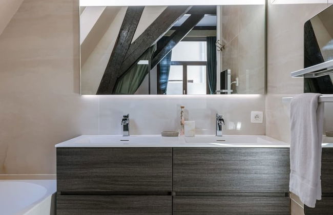 Authentic Apartment in the City Center of Antwerp - Foto 40