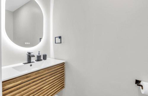 Luxe Family Oasis 7 beds 2 and a half Spa like Baths Sleeps 14 - Foto 26