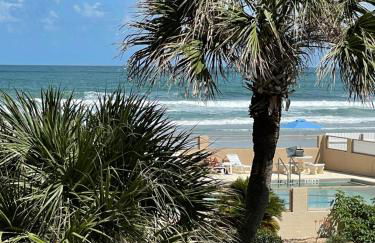 Ocean Views Retreat Enjoy the Ocean View from your balcony - Foto 1