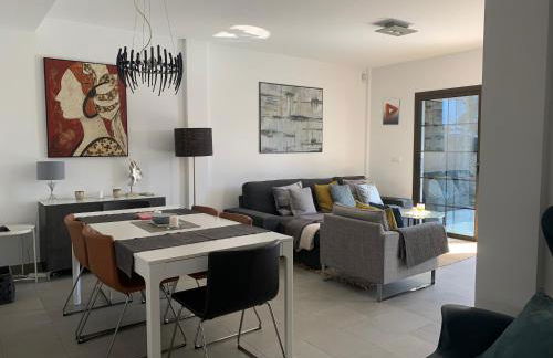 Sea views modern villa for relaxing holidays - Foto 25