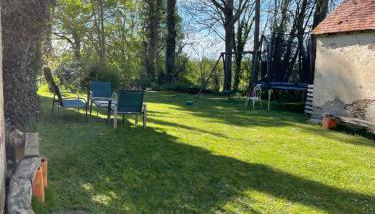 Gîte Saint Joseph 5 minutes à Lac d 'Eguzon - Photo 4, Garden