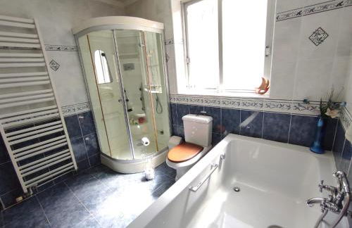 Villa con piscina a un paso de la playa - Photo 19