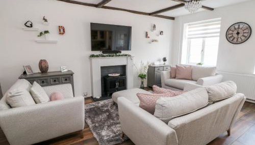 Martingale - Photo 3