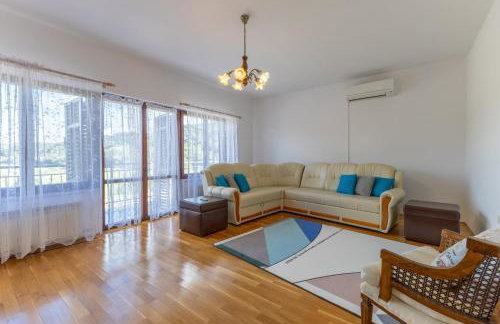 Maria Buzet 1 with Shared Pool - Foto 5