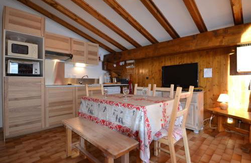 Chaleureux appartement au pied des pistes avec parking et animaux admis - FR-1-505-65 - Foto 1