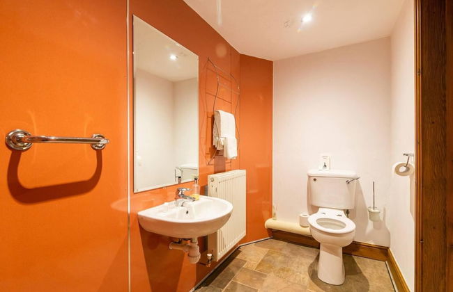 Lakeside Escape, Stone Countryside Cottage - Foto 28