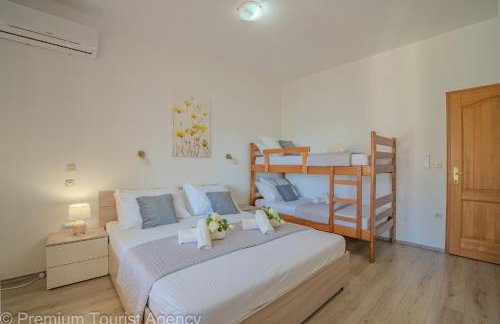 Sladana direct at the beach - Foto 18