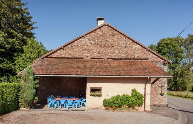 Farmhouse in Basse-bodeux Near Forest - Photo 9