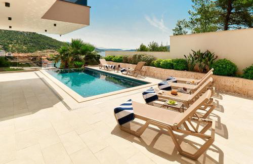 Villas Lucy - 1 Lemon with outdoor pool , 2 Cherry with indoor pool and 3 Plum with outdoor pool - Foto 14