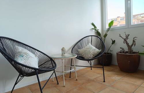 Spacious Studio by the University - Photo 28