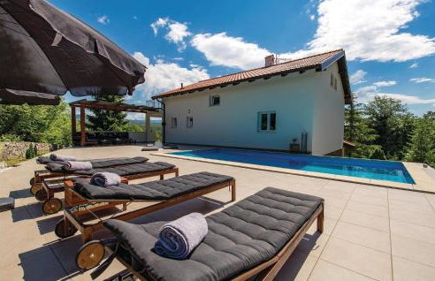 4 Bedroom Gorgeous Home In Jurdani - Photo 9