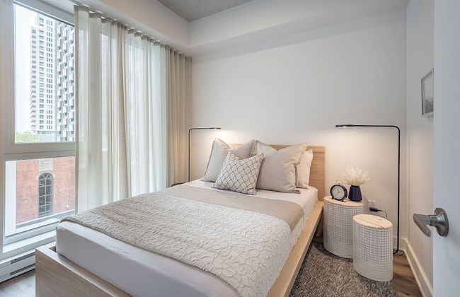 Corporate Business stays in MTL DT - Foto 5