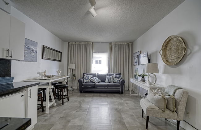 Deluxe Studios and Apartments at the Casablanca - Photo 100