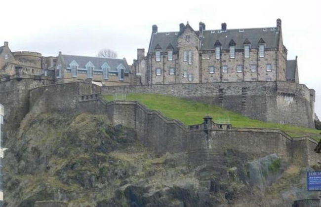 Edinburgh Castle Apartments and Suites - Foto 47