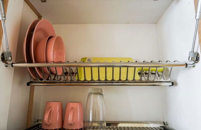 Best Homey Studio at The Oasis Apartment - Photo 10