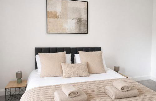 Parking - Sleep 3 - 1 Bedroom - Easy Access - Photo 18