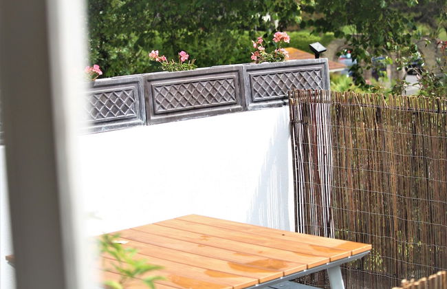 Warwick House - Photo 52