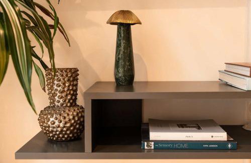 Premium Tower Hill Serviced Apartment - Photo 7