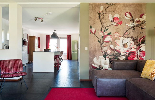 Family House With Wellness - Photo 15