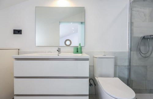 Bernabeu Roof Apartment in Madrid - Photo 26