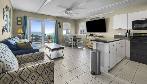 Leeward Ii-3-front Row 1 Bedroom Condo by RedAwning - Foto 2, Imagen principal