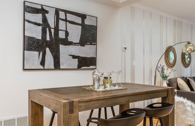 Homey & Elegant 3-bedroom House in the Annex - Foto 13