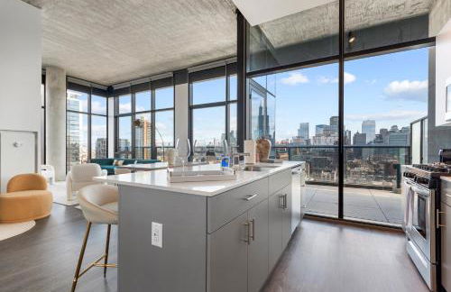 Fulbrix Bright Designer Apartments with West Loop Views - Foto 13