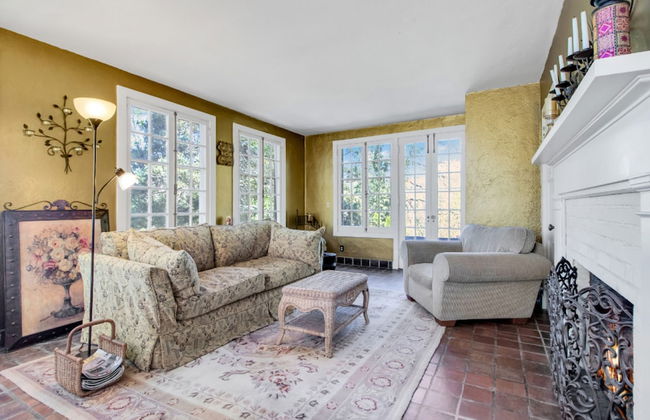 Jacuzzi - West Point - Family Friendly - Photo 31