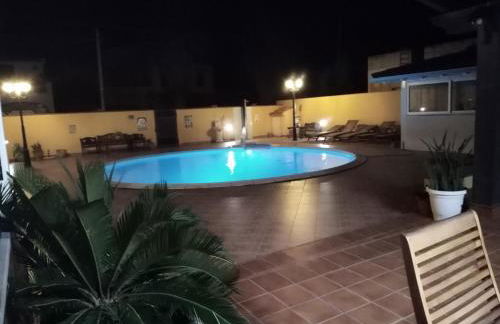 Villa con piscina uso esclusivo - Photo 52