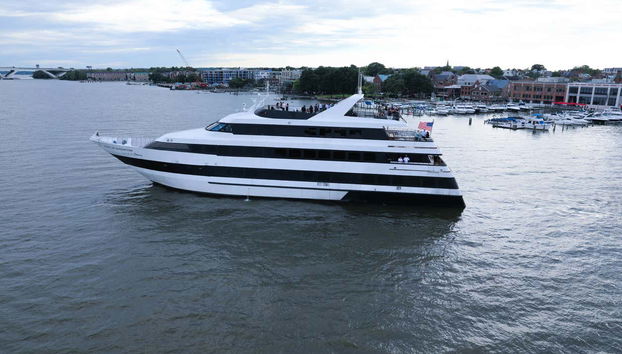 Battello sul fiume Potomac