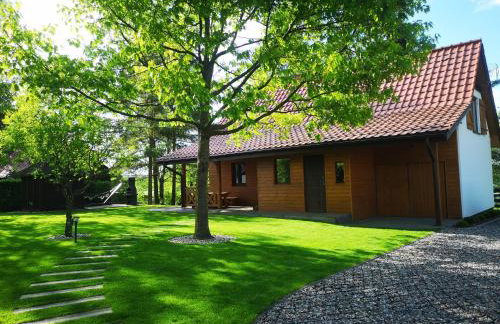 Bajkowy Domek Nad Samym Jeziorem - Foto 1