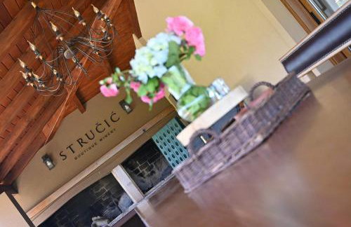 STRUČIĆ WINERY ESTATE - Foto 24