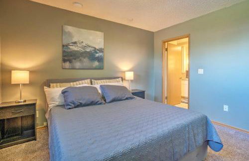 Lake House with Hot Tub - 1 Mi to Surf n Slide - Foto 28