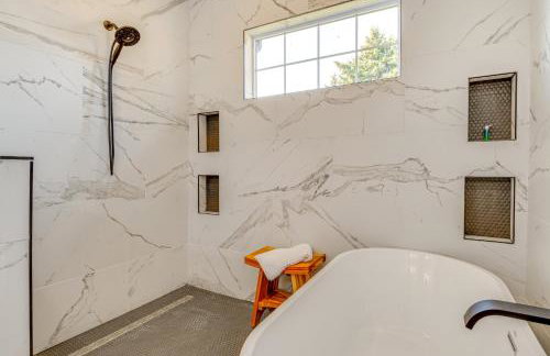 Hope Retreat with Furnished Deck Near Parks! - Foto 16