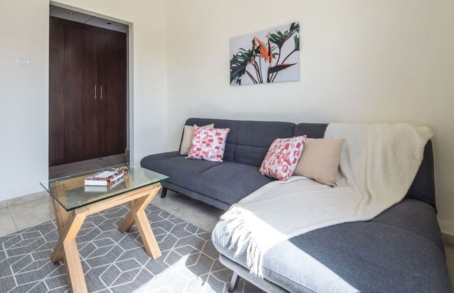 Signature Living in Modern 1BR Apartment at Jvt! - Foto 16