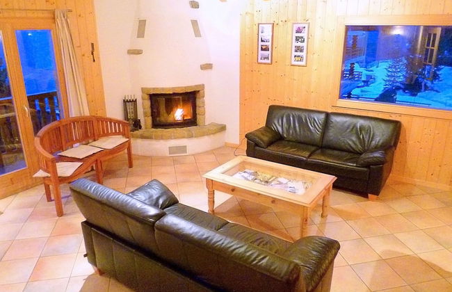 Chalet in Alps Near Ski Lift and Sauna - Photo 21