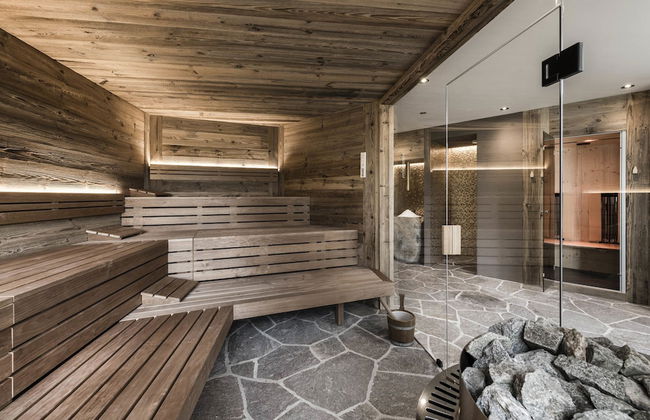 Presulis Hideaway Apartments & Restaurant - Photo 32